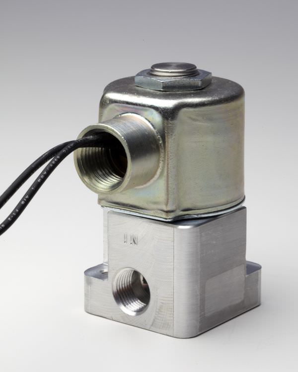 24 VDC Normally Open Two-Way Cole-Parmer Particle Tolerant Solenoid Valve 2.0 mm AO-98305-38 