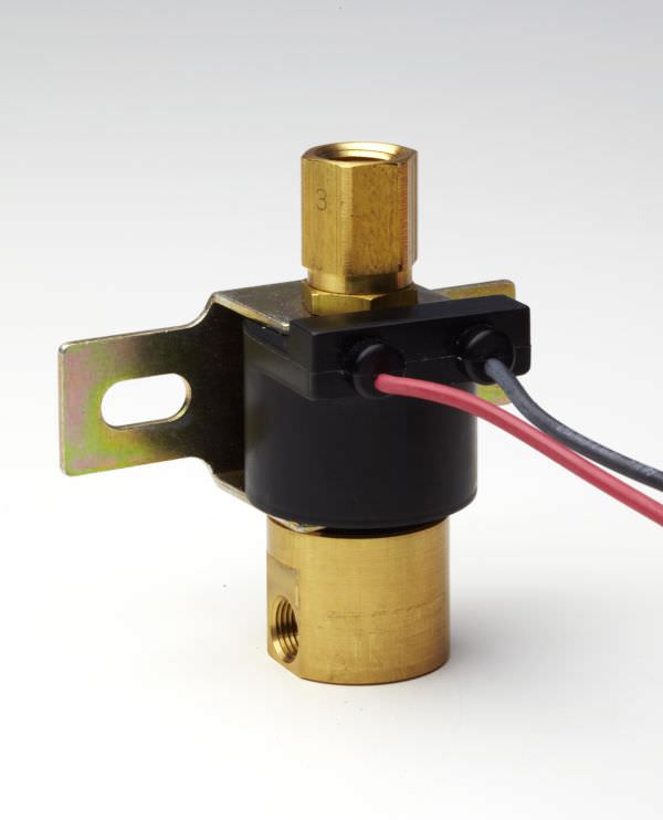 thumbnail image 2 of CPUK SV07 Angled Universal Water Inlet Solenoid Valve – 230V, 3/4 BSP Inlet 2 of 5